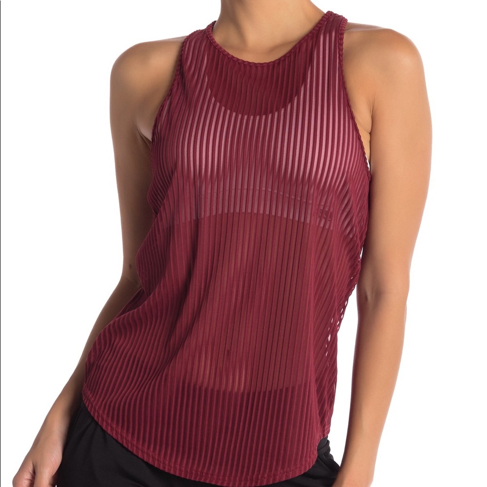 Alo Yoga Essence Tank